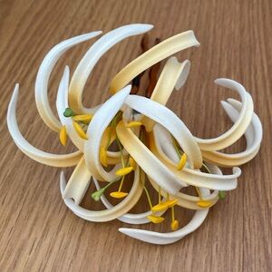 ❤️ Flower Hair Piece Adornment